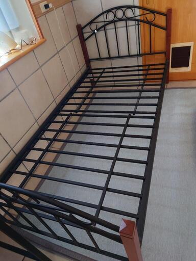 シングルベッド