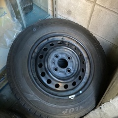 スタッドレスタイヤ145/80R13軽自動車向けホイール3本セット
