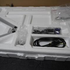 PC・ゲーム用32インチディスプレイの画像