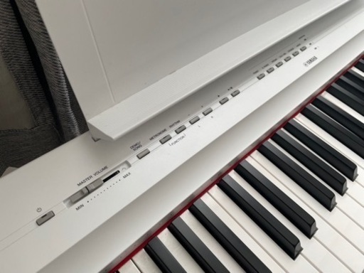 YAMAHA 電子ピアノ　Digital piano P-125