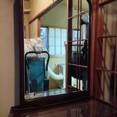 【あげます】落ち着いた色合いの化粧台（ドレッサー）収納たっぷり　
