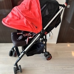 Apricaのベビーカーの画像