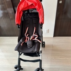 Apricaのベビーカーの画像