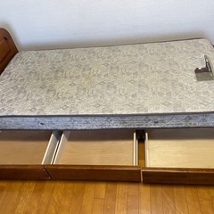 シングルベッドの画像