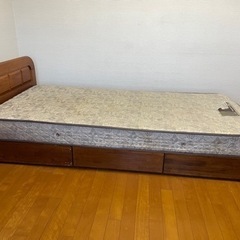 シングルベッドの画像