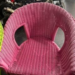 テーブル　椅子の画像