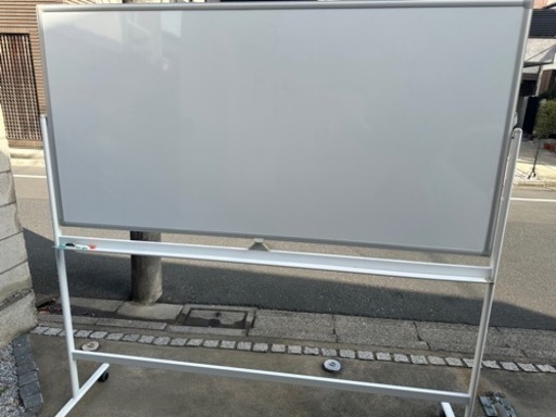 ホワイトボード（ペン付き）受け渡し決定済み