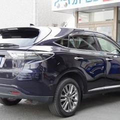 ALPINEナビ付き！高級感あふれる内装　トヨタ　ハリアー【自社ローンのオトロン】の画像