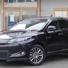 ALPINEナビ付き！高級感あふれる内装　トヨタ　ハリアー【自社...