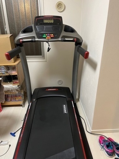 JOHNSON8.1Tルームランニングマシン