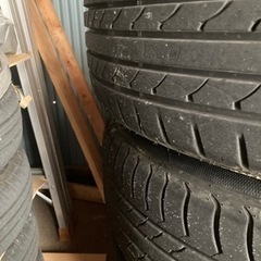 タイヤホイールの画像