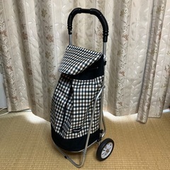 ショッピングカート　収納力たっぷり