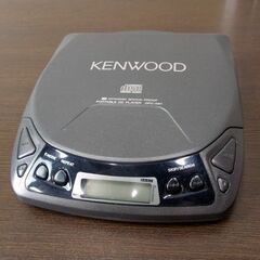 ジャンク扱い品 KENWOOD ポータブルCDプレーヤー DPC-561 ACアダプタ イヤホン ジョイントリモコン ポータブルプレーヤー ケンウッド 札幌市 新道東店の画像
