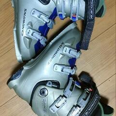 SALOMON　 スキー靴の画像