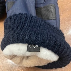 【交渉中】手袋　5ー6歳用の画像