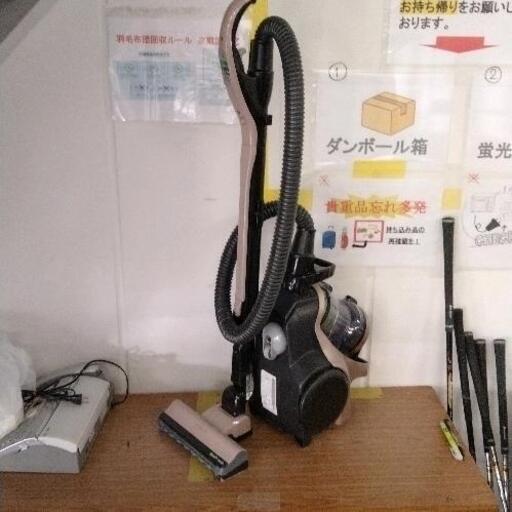 0113-107 日立　掃除機　CV-SF300 2018年製
