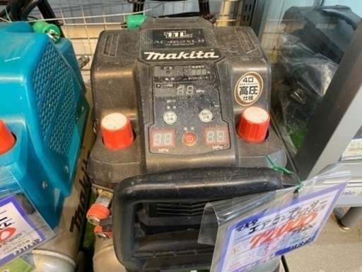 マキタ　AC462XLH  エアコンプレッサー