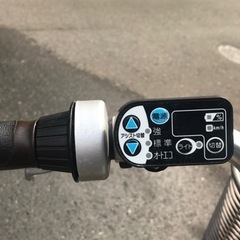 横須賀市より！BRIDGESTONE ブリヂストン Assiけsta 新品バッテリーワンオーナー鍵3本付き！ の画像