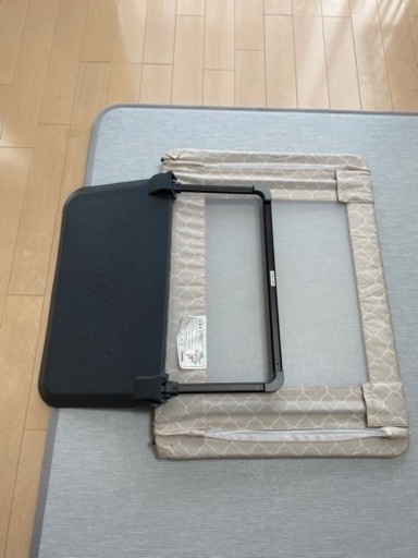さらに値下げしました！ベビーゲート 約 幅77～95×奥行65×高さ60cm