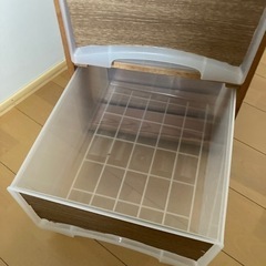 洋服ラックと下２段収納付きの画像