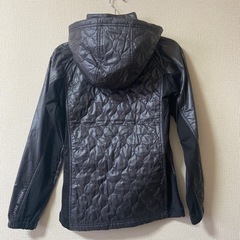 新品！アンダーアーマージャケットの画像