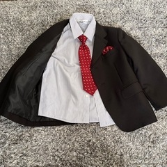 120サイズ(B体)礼服の画像