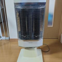 【値引中】ダイキン　遠赤外線暖房機　電気ヒーター　首振り機能ありの画像