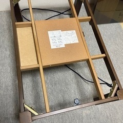 こたつテーブルの画像