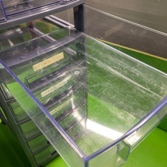 受付終了　事務用品 キャビネット10段 キャスター付き　棚　書類入れの画像