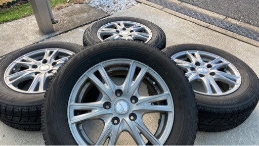 スタッドレスタイヤ ブリザックVRX