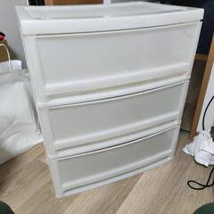 衣類収納棚３段　※一部のエリアなら500円でお届け