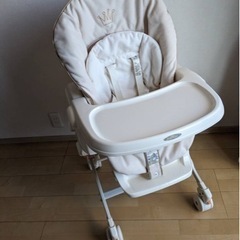 ハイローベビーチェア　コンビ　最終値下げ！　今月中に処分します
