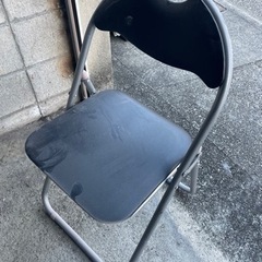 パイプ椅子　イス　いす　１つ1000円