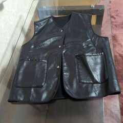 🎃秋冬フェイクレザーベスト