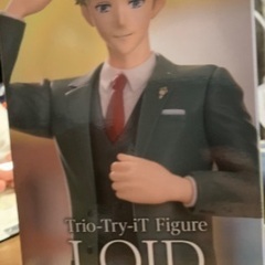 ロイドのフィギュアの画像