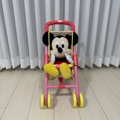 メルちゃんベビーカー ＋ミッキーマウスぬいぐるみの画像