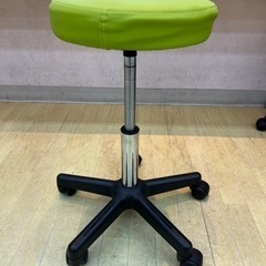 スツールの画像