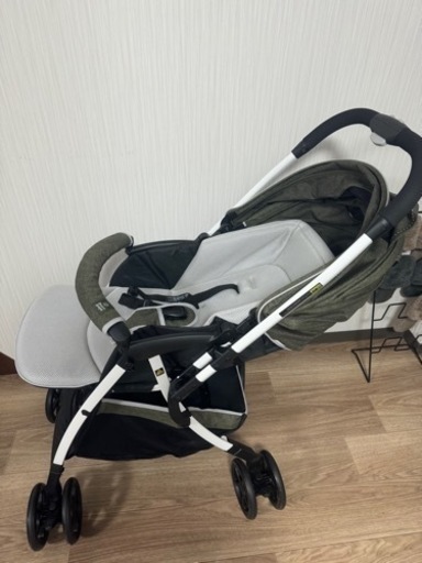 美品　ベビーカー