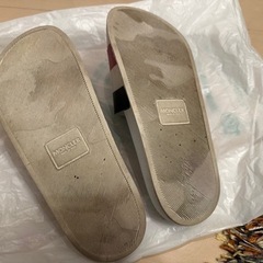 MONCLER、サンダルの画像