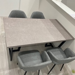 《新品‼️》値下げ‼️すぐに取りに来られる方‼️【タンスのゲン】ダイニングテーブル５点セット