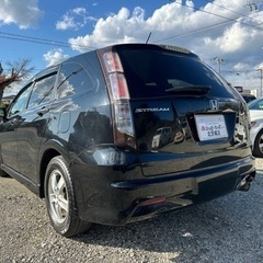 【売却済】ストリーム　７人乗り　ＺＳ　H22.6　22万Kmの画像