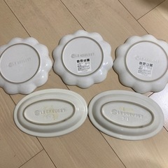ルクルーゼお皿5枚の画像