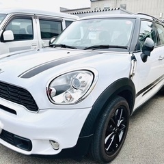 視界入ると目を惹く魅惑車 MINI ミニ  Cross Over車検長い SUVの画像