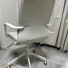【取引中】IKEA ロングフィェル　アームレスト付き　チェアの画像