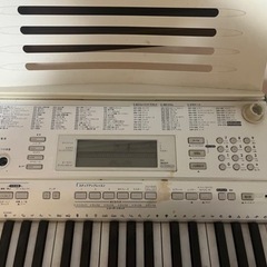 中古　電子ピアノ　留め具なし　付属品などなしの画像