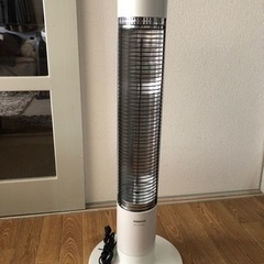 【中古・美品】山善グラファイトヒーター［ホワイト］