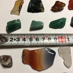 貴石　自然石　さざれ石　瓶入りの画像