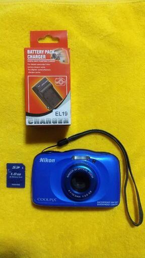 デジタルカメラ coolpix s33