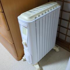 De'Longhi　RHJ75V0815オイルヒータ