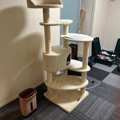 キャットタワー